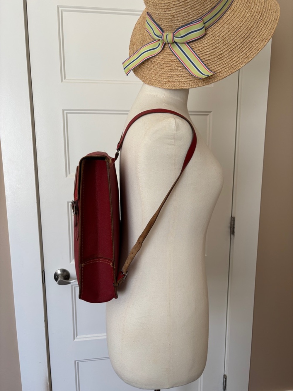 Vintage 70’s Leather Backpack - Picture 11 of 11